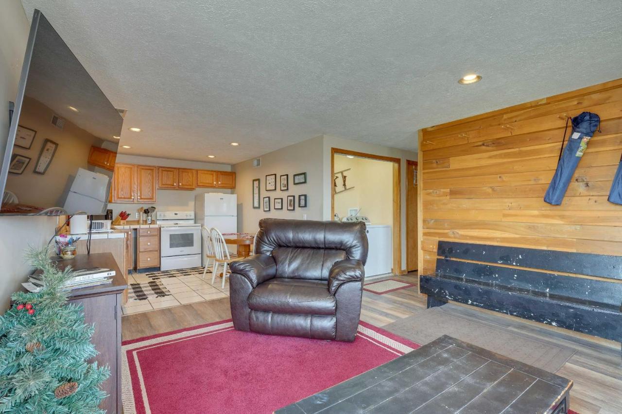 Snowed Inn Cozy Winterplace Ski-Inandski-Out Cabin Ghent Bagian luar foto